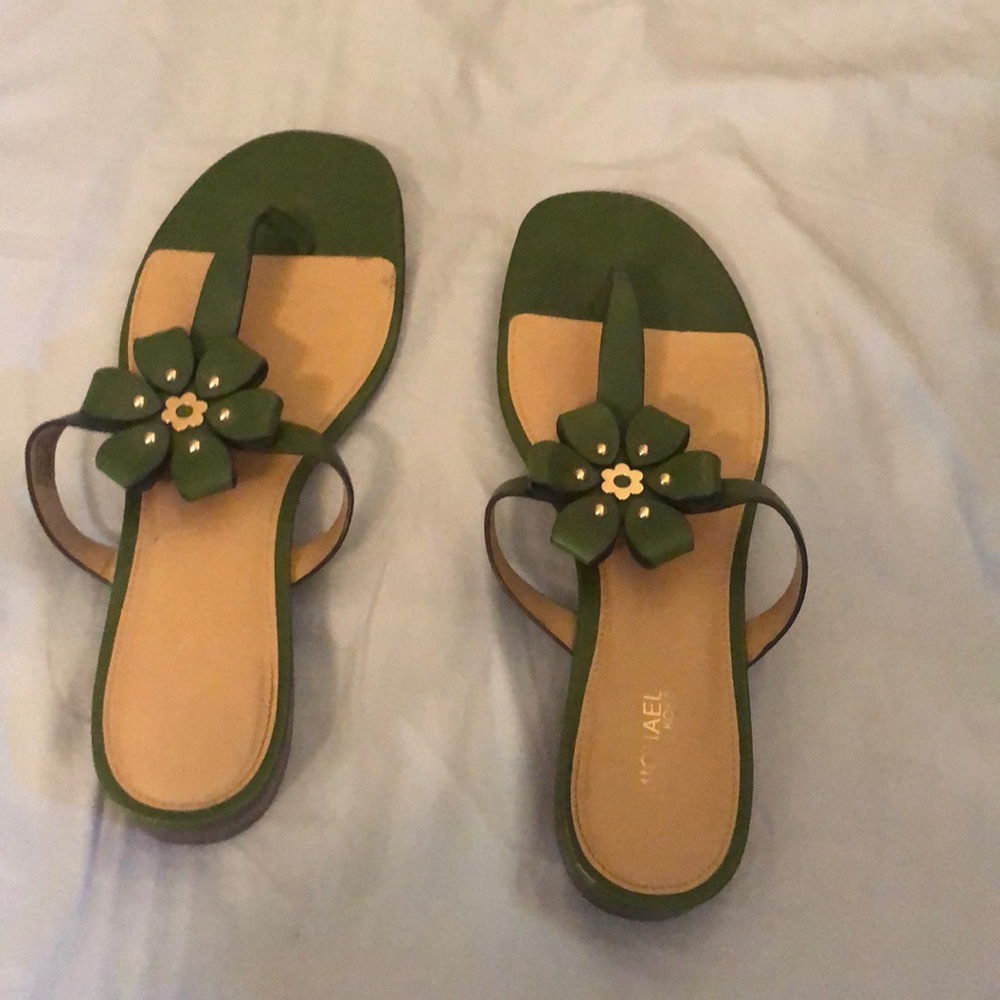 New Michael Kors Tara Floral Leather Thong Sandals